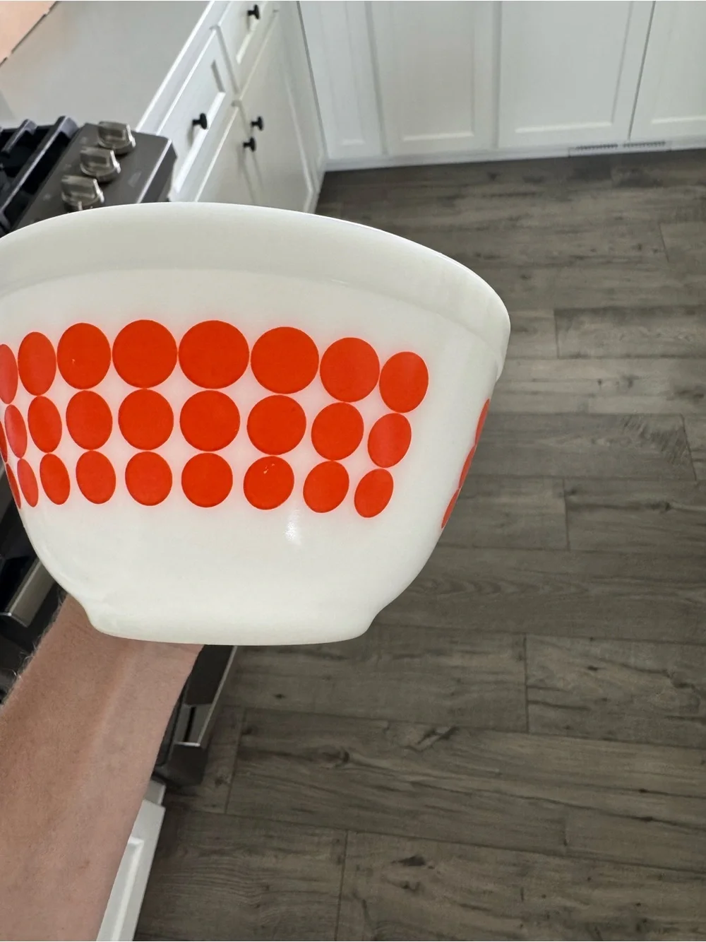 Pyrex vintage polka